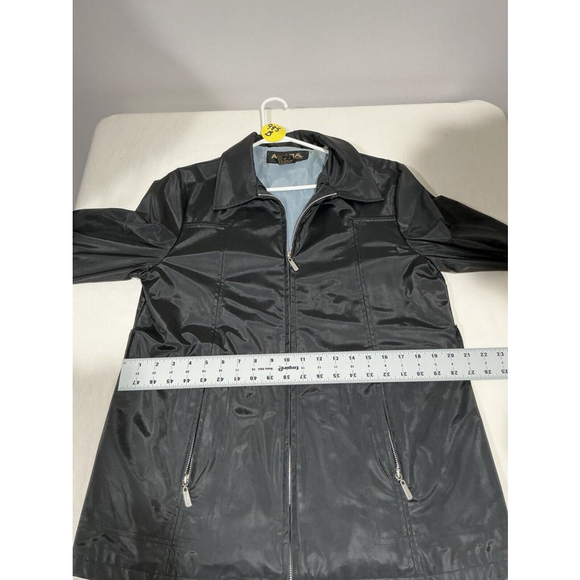 Woman’s Axara Ny Size Large Black Zip Up Lined Polyurethane Nylon Jacket - Picture 7 of 10